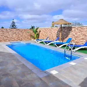 https://casa-manoli-conil-de-la-frontera.es-andalucia.com